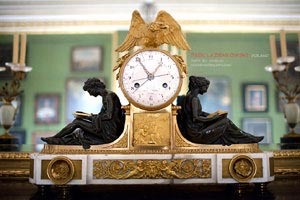 博洛尼亚主场被那不勒斯击溃，保持低迷状态