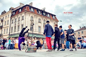 蟒蛇队稳拿胜利让对手望尘莫及